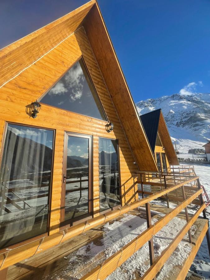 Aura Cottages Kazbegi Eksteriør bilde