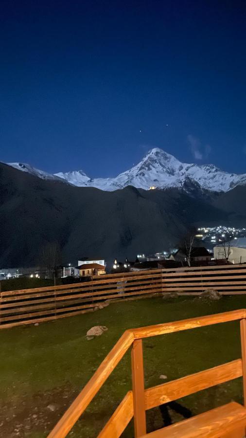 Aura Cottages Kazbegi Eksteriør bilde