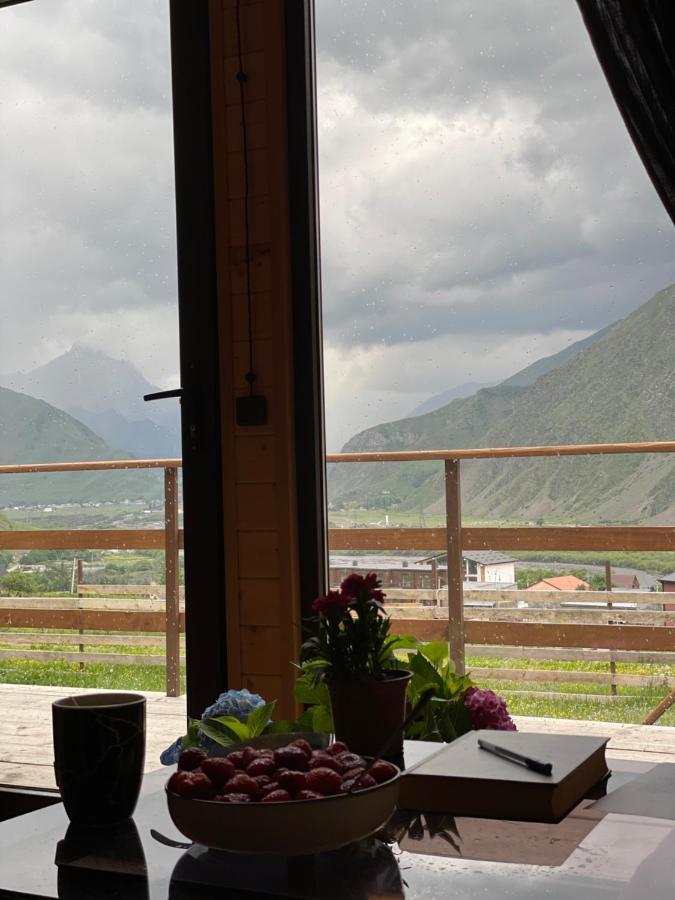 Aura Cottages Kazbegi Eksteriør bilde